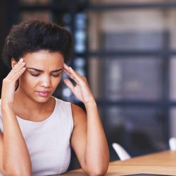 Cefaleia tensional – Sintomas, causas e tratamento